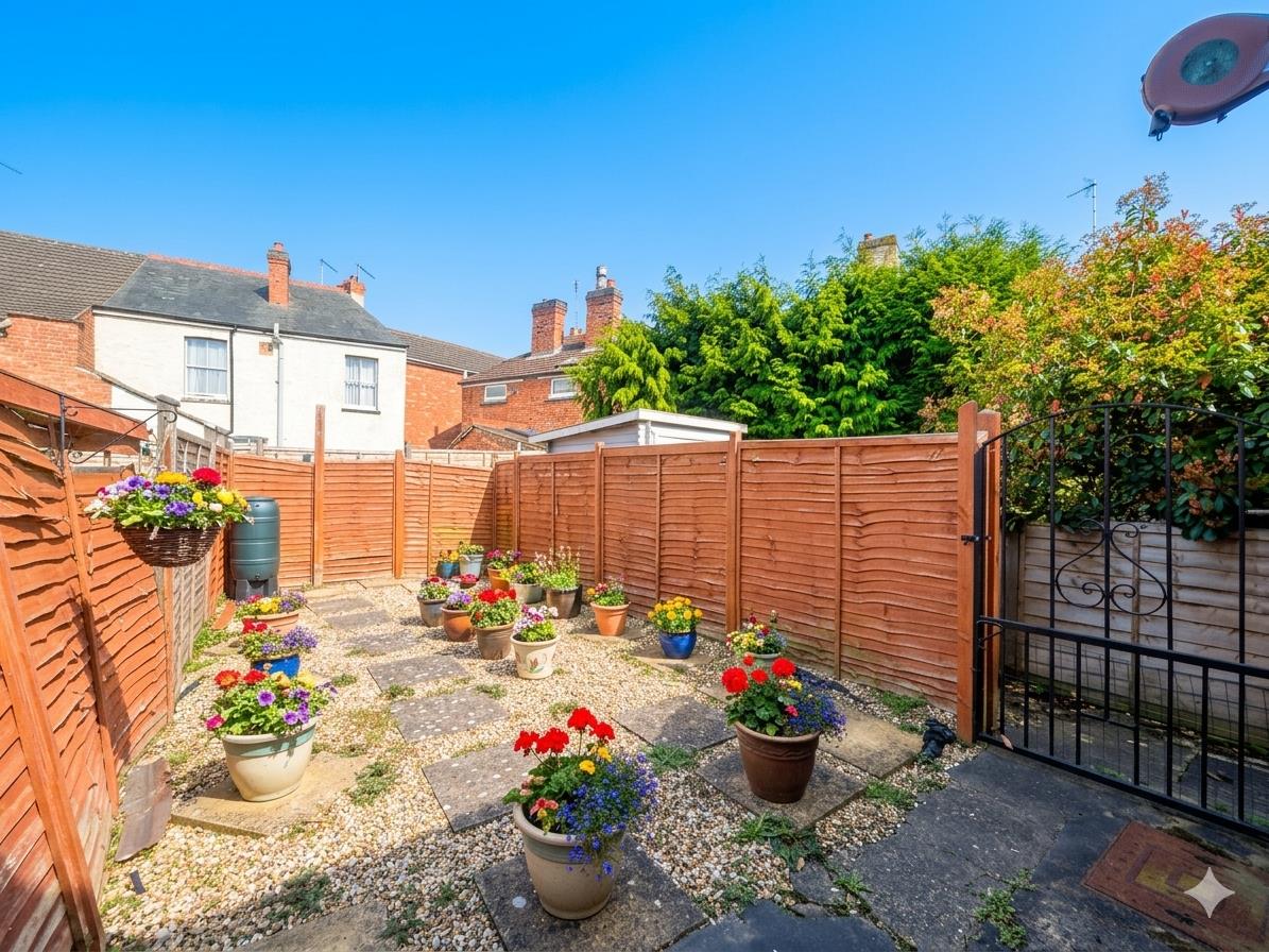 3 bed property in Beaconsfield Place, Newport Pagnell